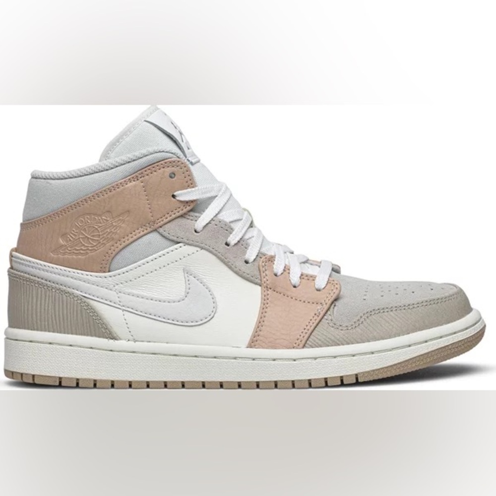 Air Jordan 1 Mid 'Milan'